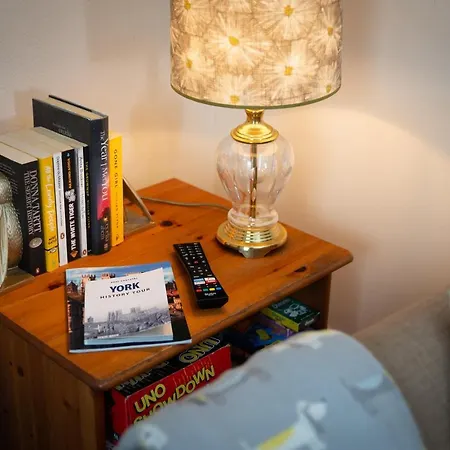 Lovely Town House With Free Parking Sleeps 2 To 6 Guests Vakantiehuis