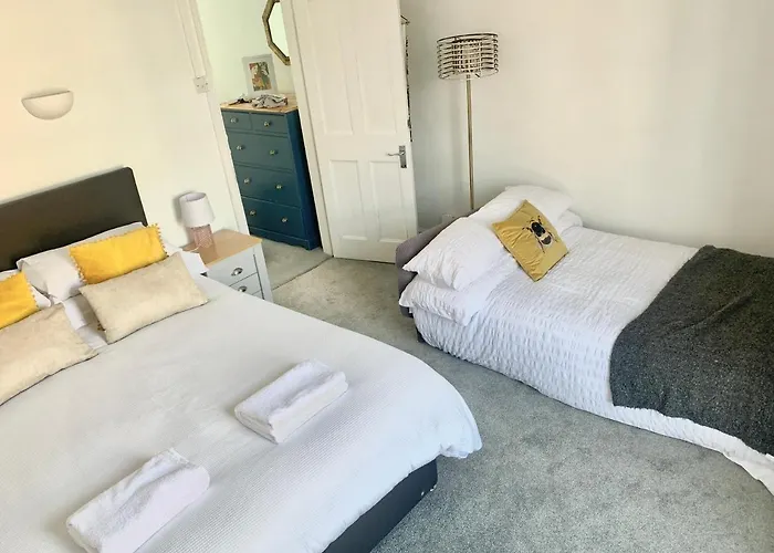 Vakantiehuis Lovely Town House With Free Parking Sleeps 2 To 6 Guests York