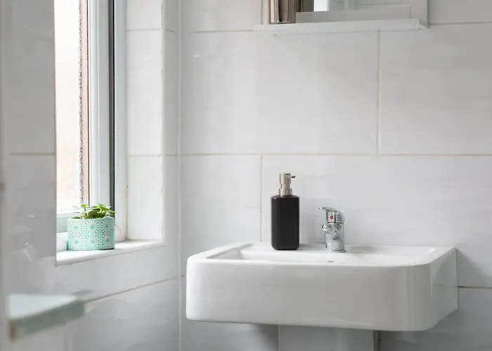 Vakantiehuis Lovely Town House With Free Parking Sleeps 2 To 6 Guests York