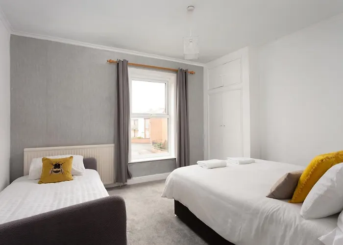 Lovely Town House With Free Parking Sleeps 2 To 6 Guests Vakantiehuis York