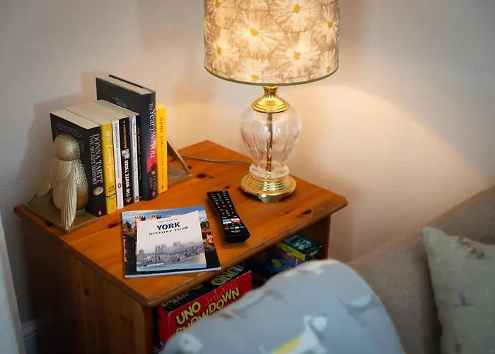 Lovely Town House With Free Parking Sleeps 2 To 6 Guests Vakantiehuis