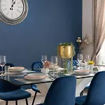 Lovely Town House With Free Parking Sleeps 2 To 6 Guests Holiday home